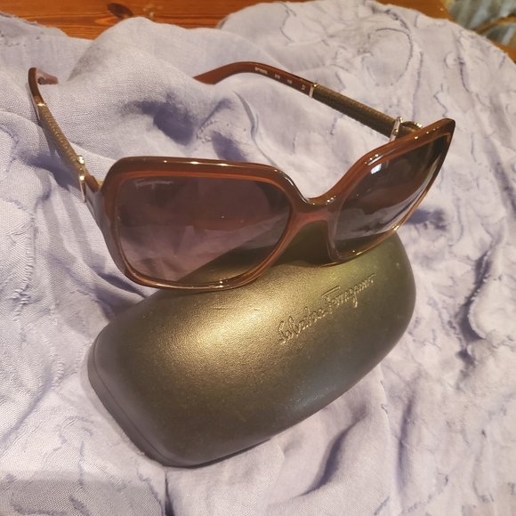 Brown Salvatore Ferragamo